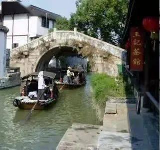 海南州公安机关 海南州应急管理部门依法严厉打击烟花爆竹违法犯罪线索举报的通告